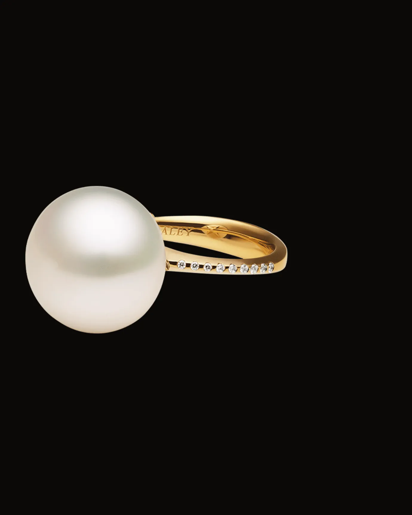 Rings^Paspaley Classic Pearl Ring | 14mm Button Pearl, Diamonds, and Yellow Gold YellowGold