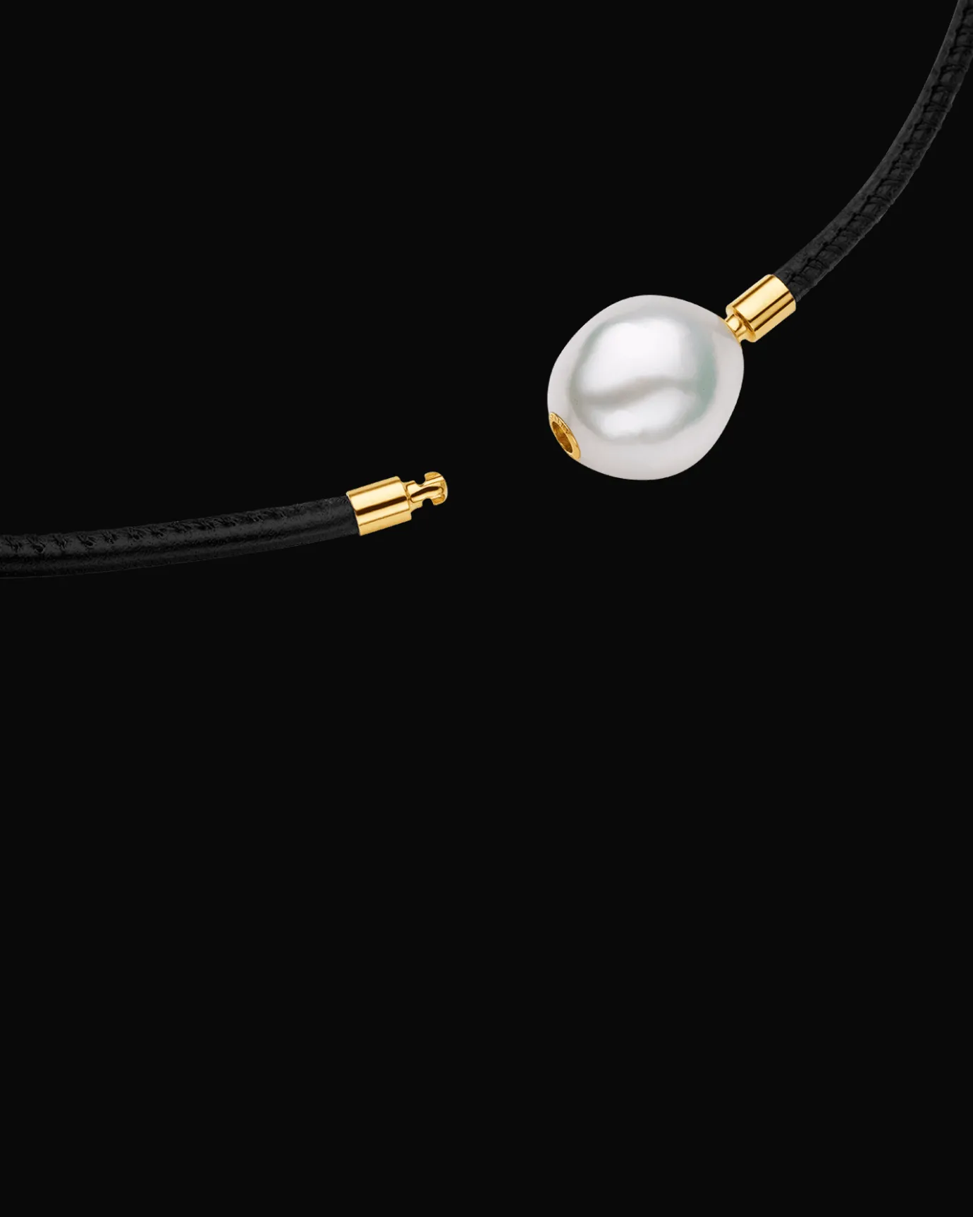Necklaces & Pendants^Paspaley Leather and Pearl Necklace | 13mm Baroque Pearl, Leather, and Yellow Gold YellowGold