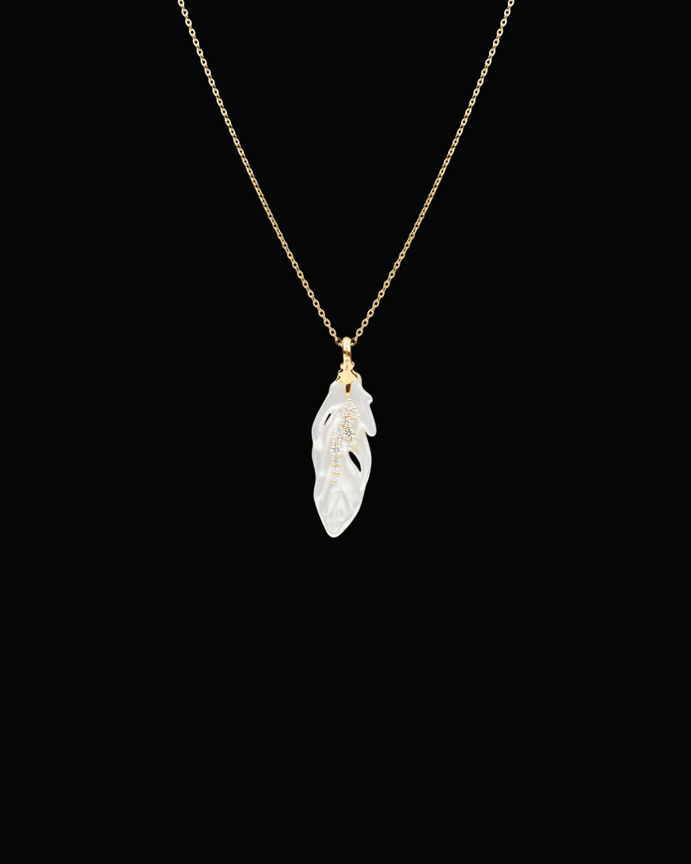 Necklaces & Pendants^Paspaley Single Feather Necklace | Mother of Pearl, Blue Sapphires, and Yellow Gold YellowGold